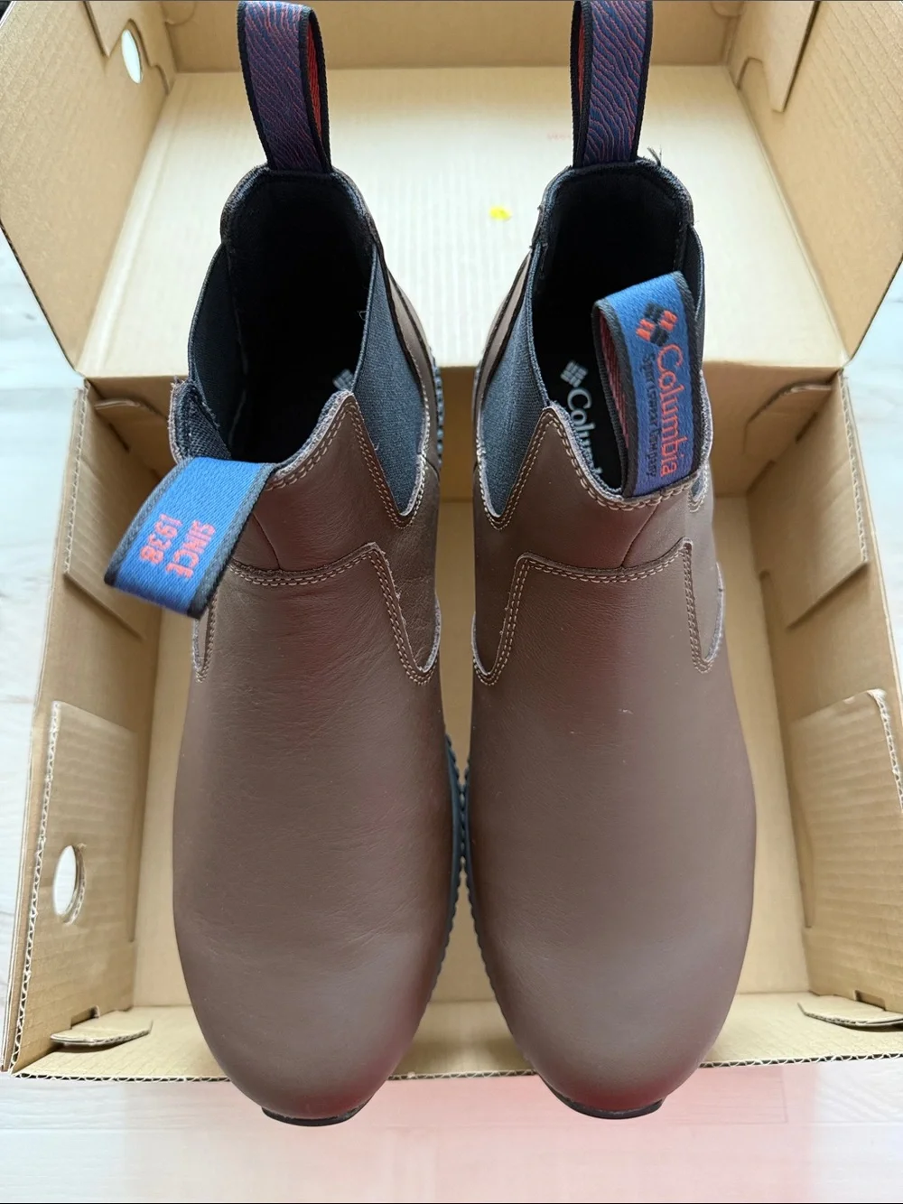 Brand New Columbia Landroamer Scout Men's Leather Shoes